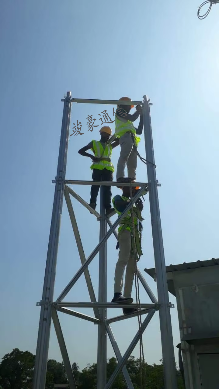 三腿角钢塔