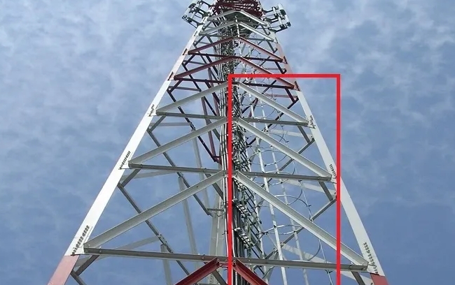 通信塔：连接世界的空中脊梁